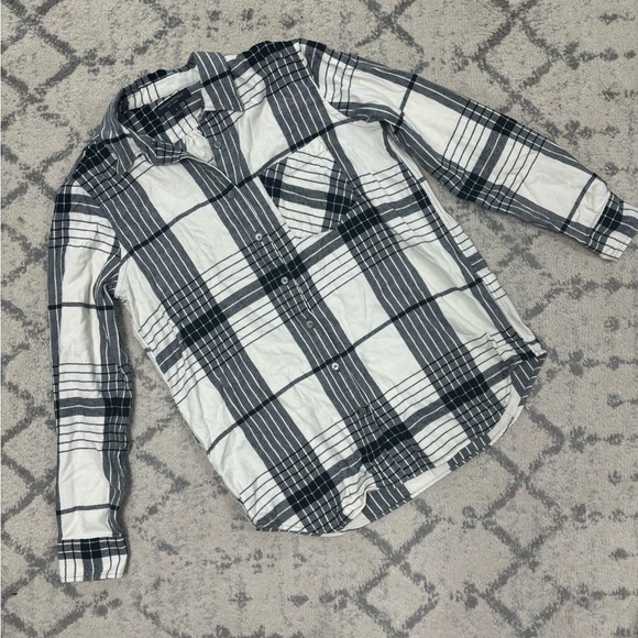 Banana Republic Flannel Button Up Shirt Black White Plaid S Soft Oversized - Picture 5 of 7